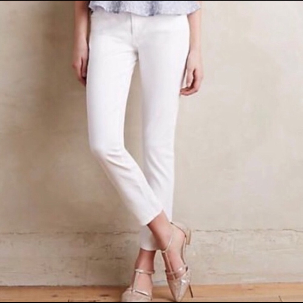 *FINAL MARKDOWN* AG Adriano Goldschmied Stevie Ankle White Jeans
